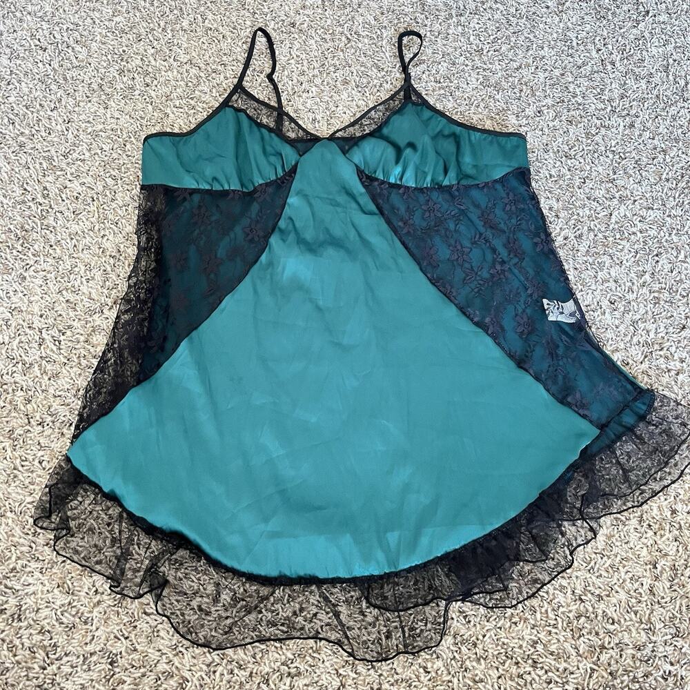 VTG 90s Delicates Satin Green Black Lace Trim Camisole Sexy Top